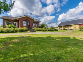 Holiday Home Kuusiniemi by Interhome Kangasniemi